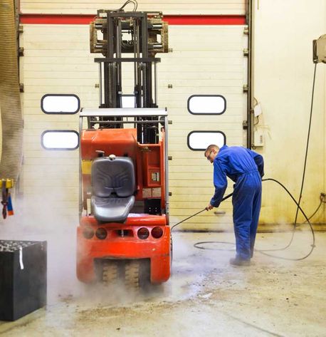 forklift mechanic